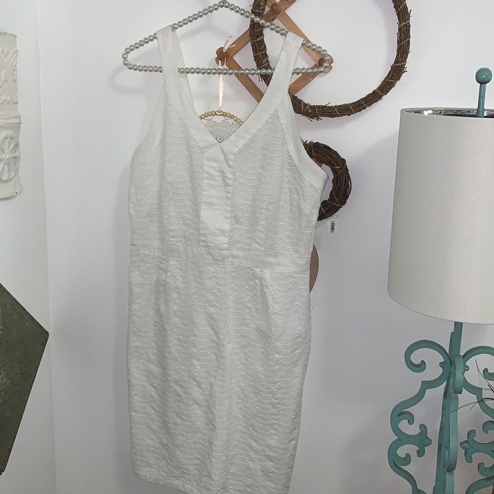 Old Navy White Cotton Eyelet Dress Womens 10 Petite Sleeveless V-Neck Lined Summ
